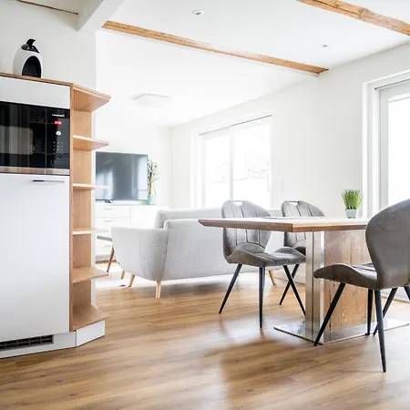 Kapitaenshaus Kammer Born